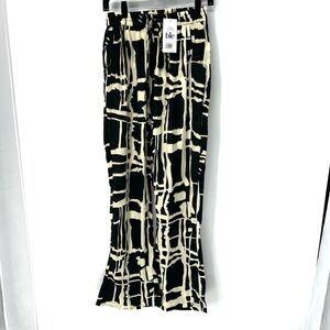 BLE NwT resort wear lightweight pants small/medium